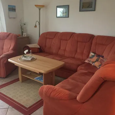 Apartment Ferienhaushälfte Domeyer Midlum *